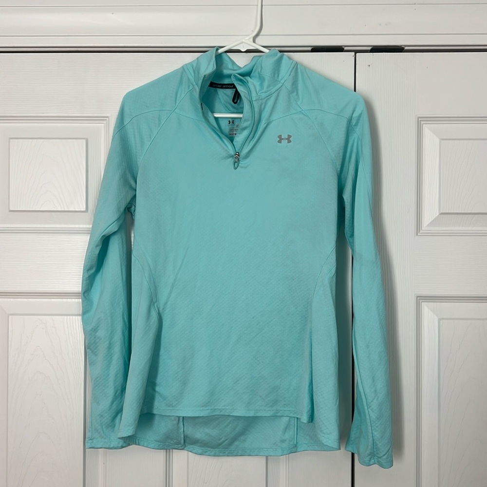 Women’s Underarmour Pullover